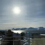 Arctic With Aurora View Pansiyon