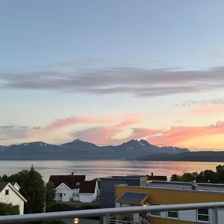 Privat overnatting Arctic With Northern Light View *